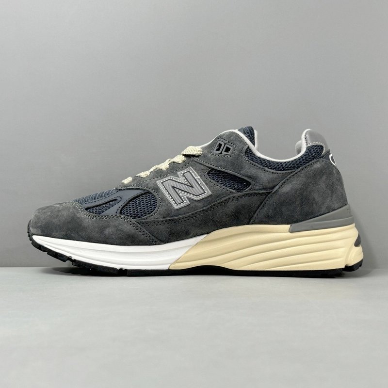 New Balance 991 V2 로우탑 러닝화 001-279844
