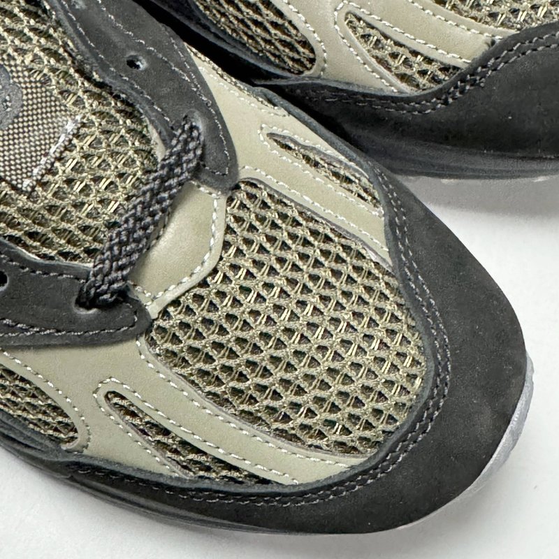 New Balance 스톤아일랜드 콜라보 레트로 러닝화 001-279847