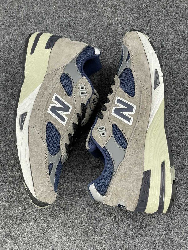 New Balance 영국산 그레이블루 운동화 001-279853
