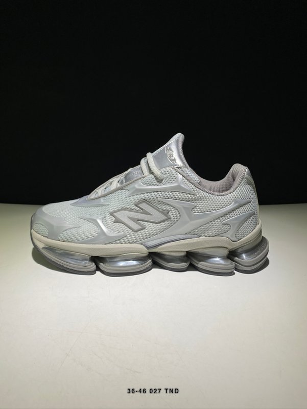 New Balance 2000 로우탑 캐주얼 러닝화 화 001-279875