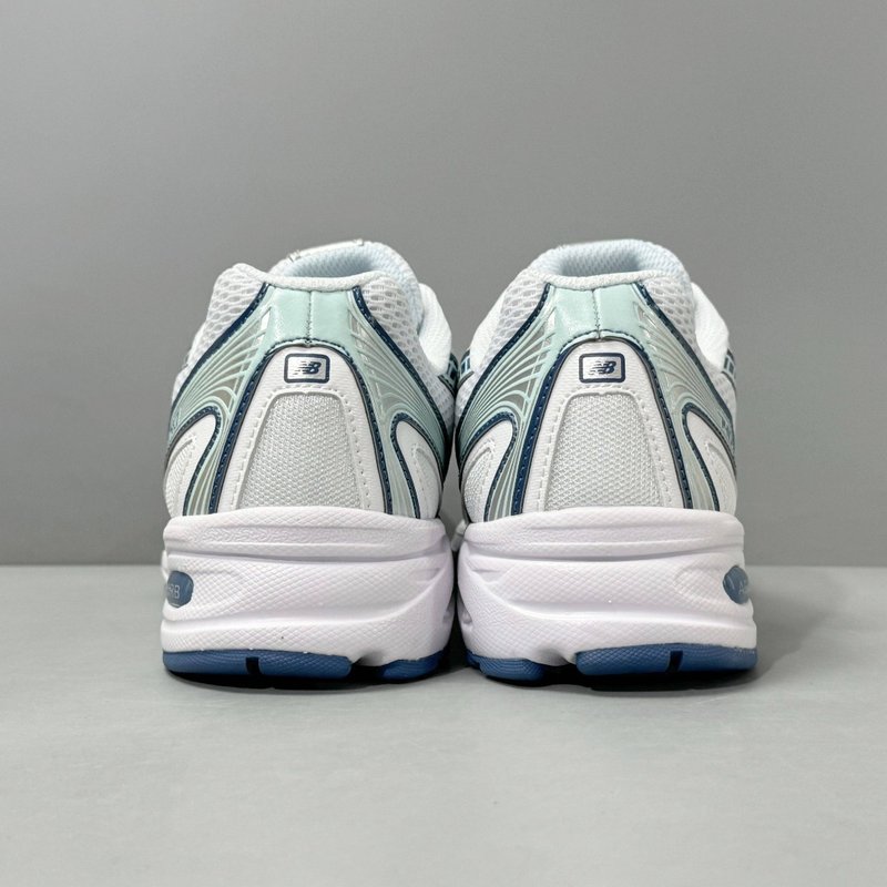 뉴발란스 NB740 로우탑 러닝화 화이트블루 001-279890