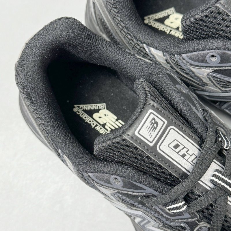 New Balance 남녀공용 로우탑 러닝화 001-279892