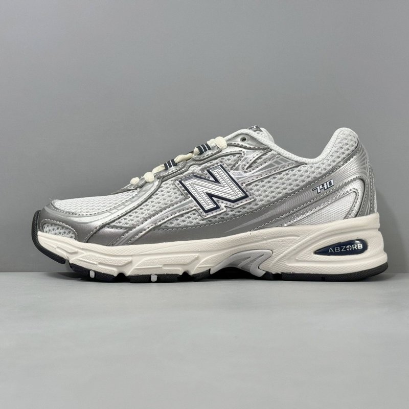New Balance 740 화이트그레이 캐주얼 슈즈 001-279895