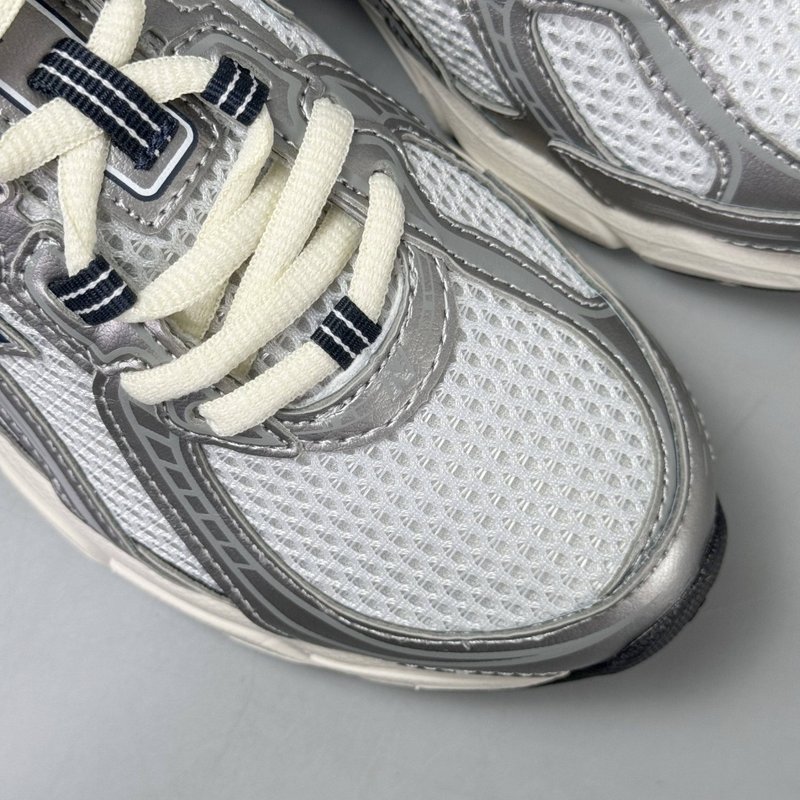New Balance 740 화이트그레이 캐주얼 슈즈 001-279895