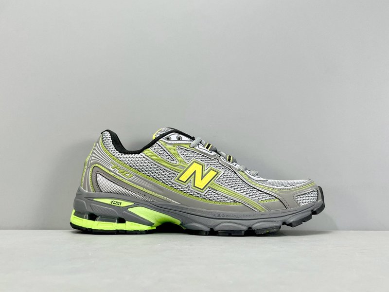 New Balance 740 쿠션 러닝화 001-279898