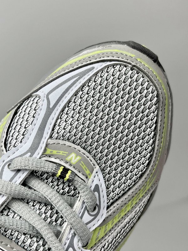 New Balance 740 쿠션 러닝화 001-279898