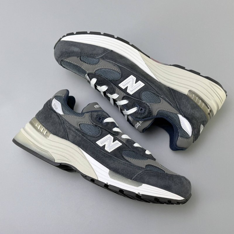 New Balance 미국산 레트로 러닝화 001-279907