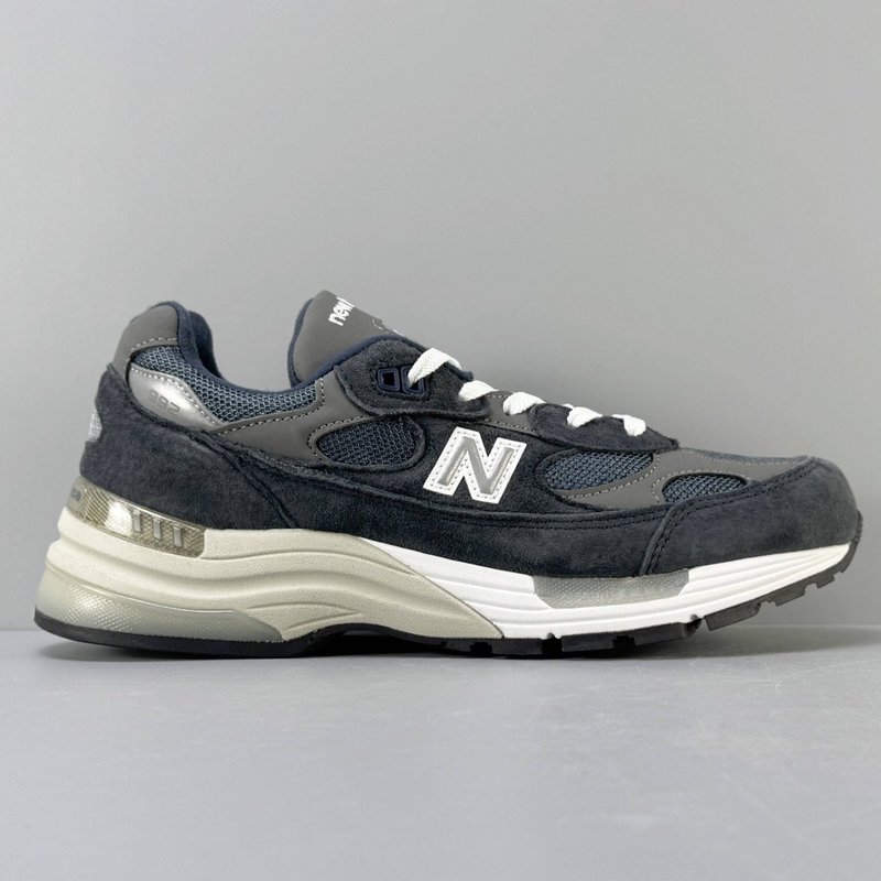 New Balance 미국산 레트로 러닝화 001-279907