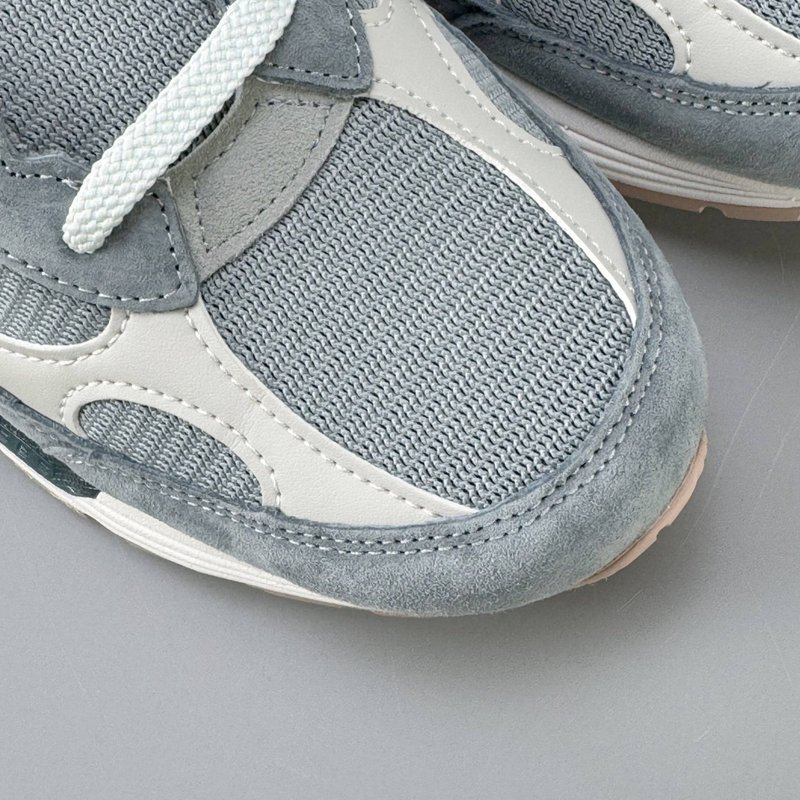 KITH x New Balance 러닝화 001-279911
