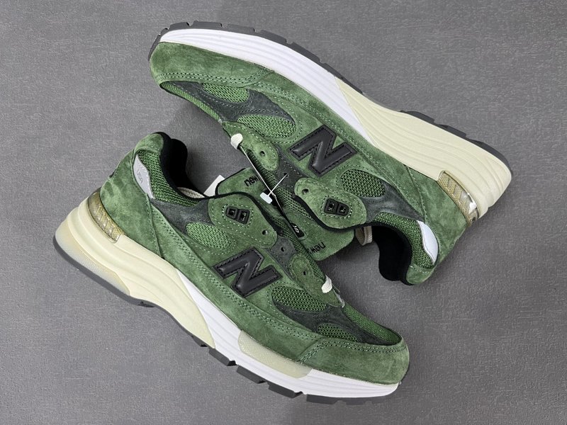 JJJJound x New Balance 992 그린 001-279925