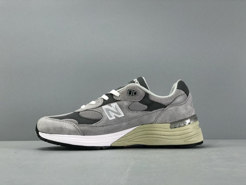 New Balance 992 오리지널 그레이 미국산 D 001-279932