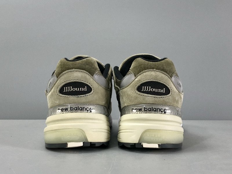 JJJJound x New Balance 992 스니커 001-279933