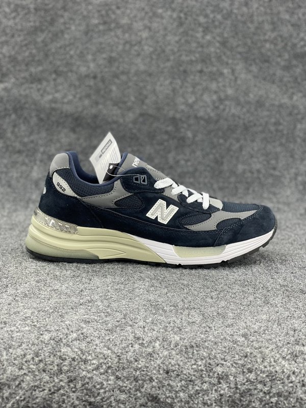 New Balance 992 레트로 러닝화 001-279942