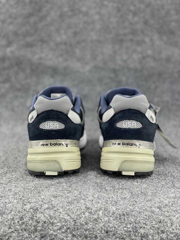 New Balance 992 레트로 러닝화 001-279942