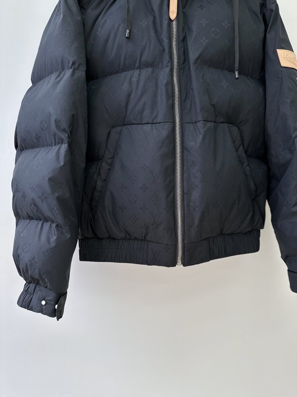 LV 스키 시리즈 다크 패턴 프린트 다운 재킷 001-279968