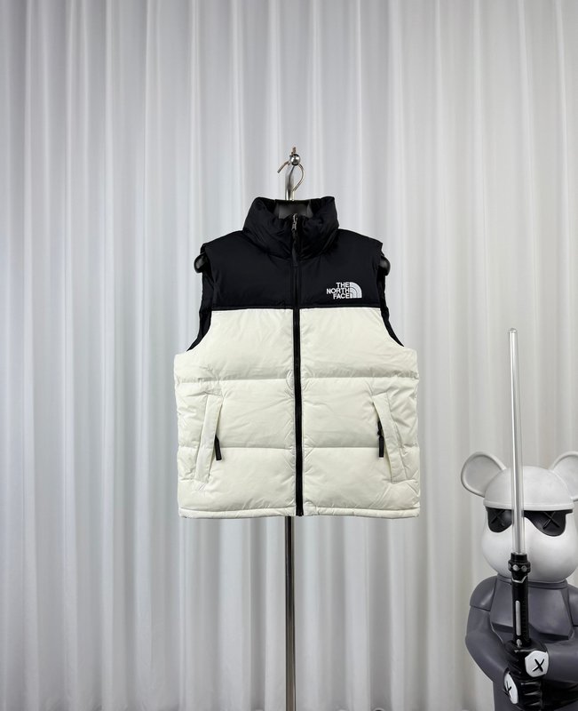 노스페이스 Nuptse 클래식 다운 조끼 001-280170