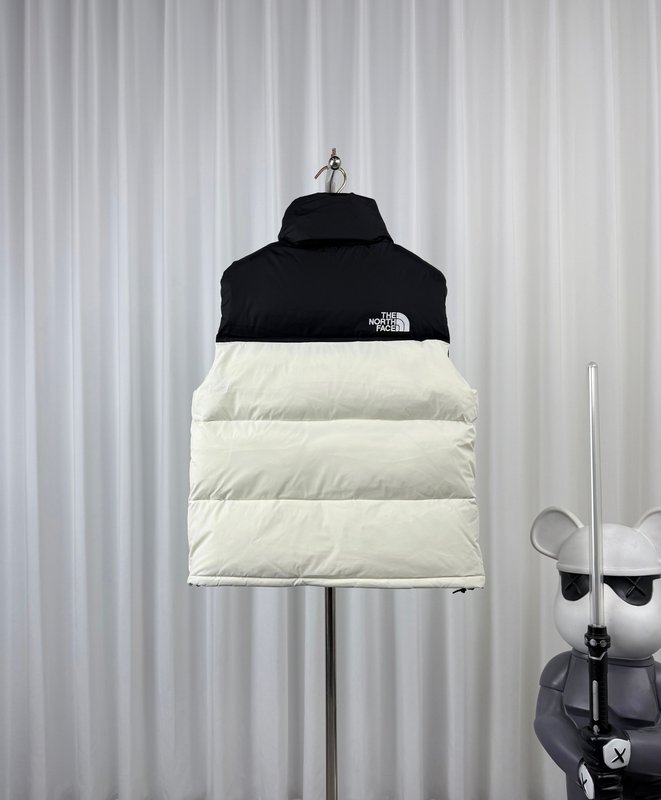 노스페이스 Nuptse 클래식 다운 조끼 001-280170