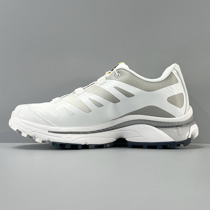 살로몬 XT-4 OG 로우컷 하이킹 슈즈 001-280438