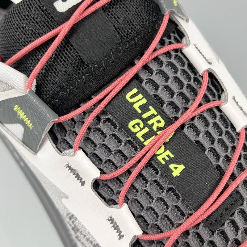 살로몬 ULTRA GLIDE 4 트레일 러닝화 001-280457