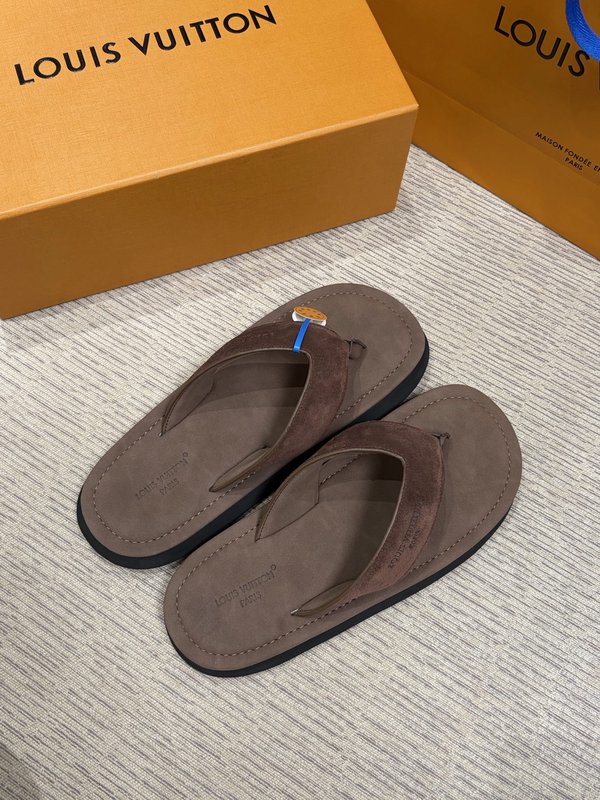 루이비통 남성 엠보싱 슬리퍼 001-280501