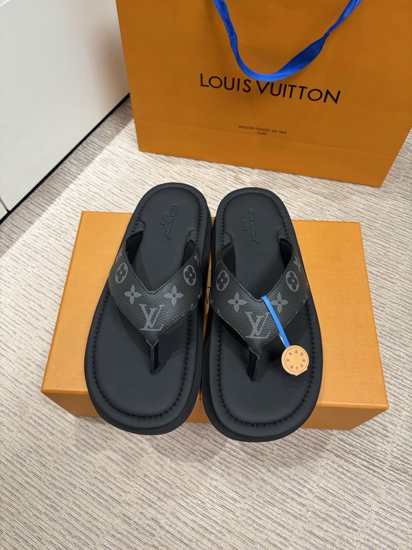 LV 남성 플라워 엠보싱 샌들 001-280506
