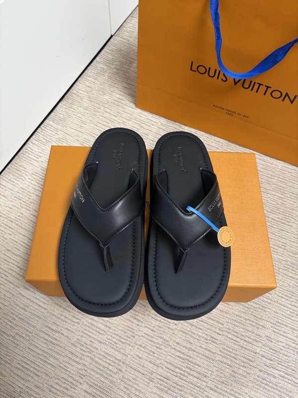 LV 엠보싱 남성 슬리퍼 001-280509
