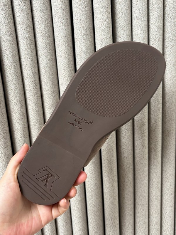 LV 남성용 엠보 슬리퍼 001-280511