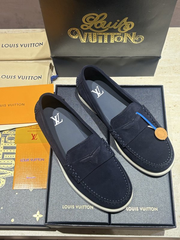 LV 스웨이드 송아지가죽 로퍼 001-280561