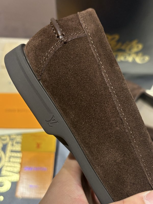 LV 최신형 로퍼 001-280564