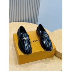 LV 수제 로퍼 진피 대지 001-280583