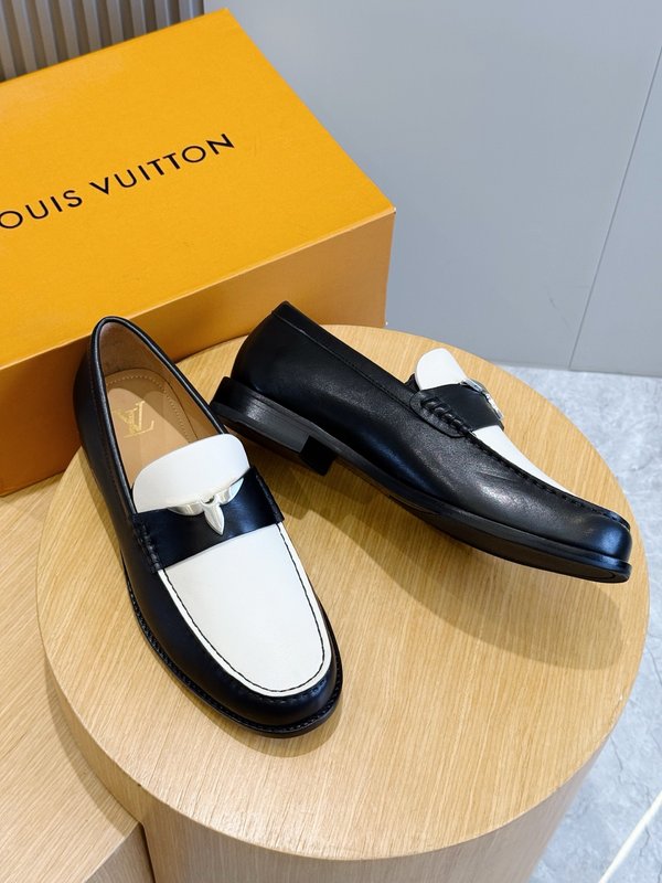 LV 핸드메이드 로퍼 001-280584