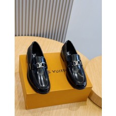 LV 핸드메이드 로퍼 천연가죽 밑창 001-280590
