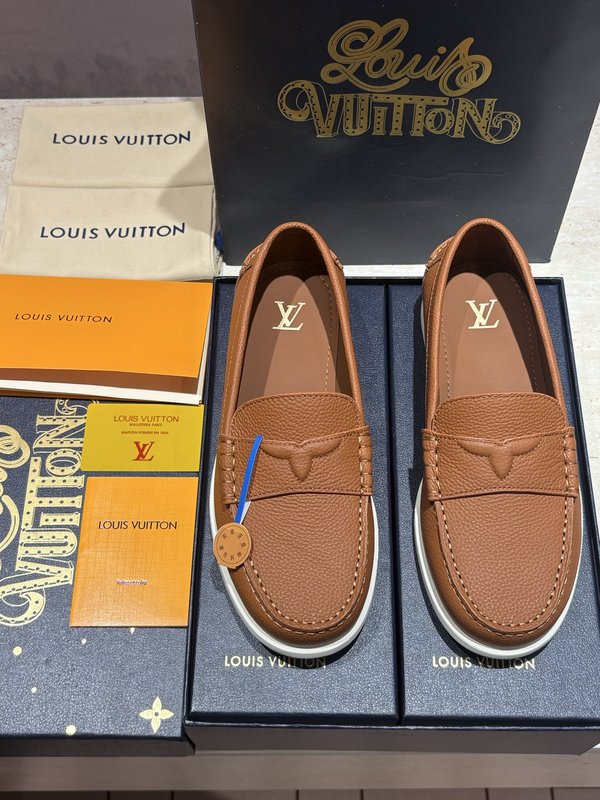 LV 신형 반스웨이드 소가죽 로퍼 001-280609