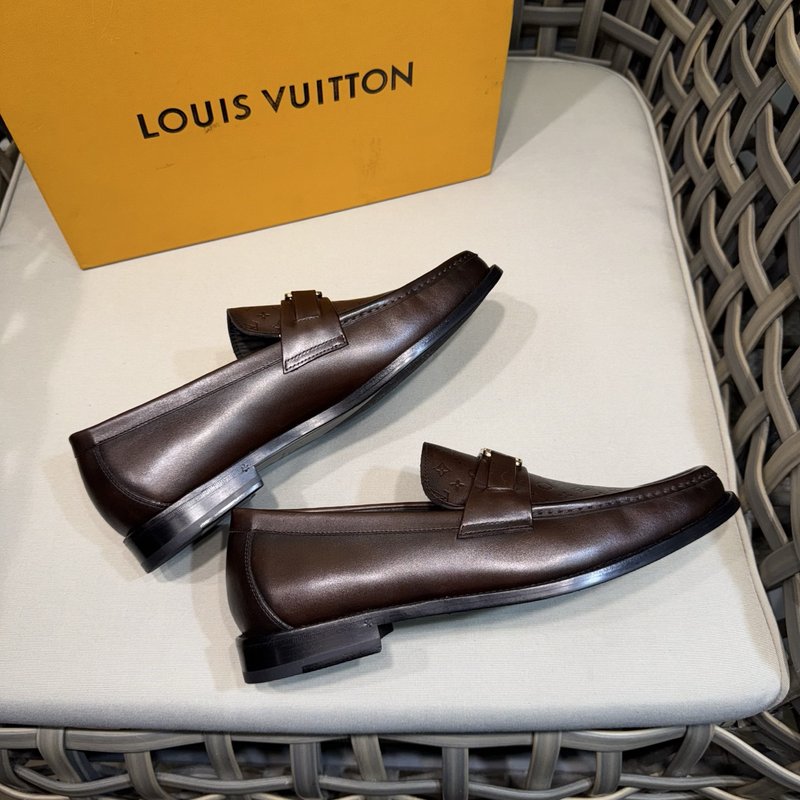 Louis Major 클래식 광택 가죽 구두 001-280640
