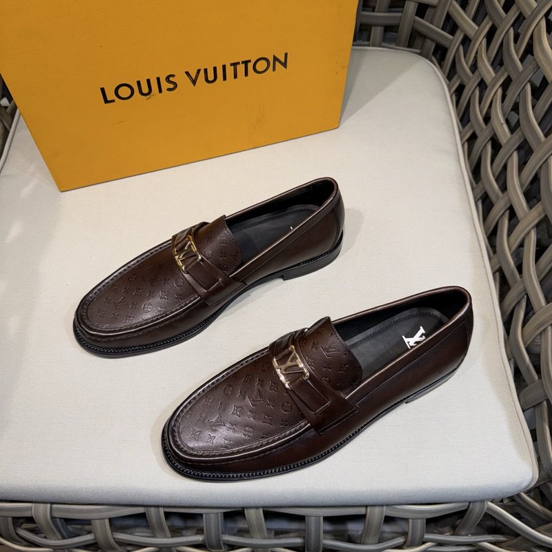 Louis Major 클래식 광택 가죽 구두 001-280640