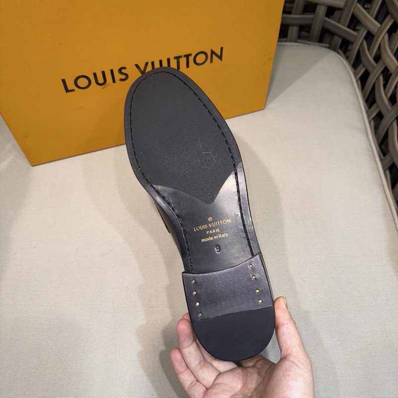 Louis Major 클래식 광택 가죽 구두 001-280640