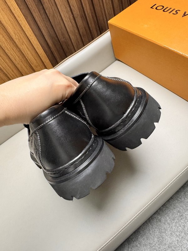 루이비통 남성 구두 001-280652