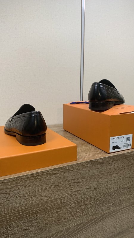 루이비통 남성 비즈니스 캐주얼 가죽 신발 001-280674