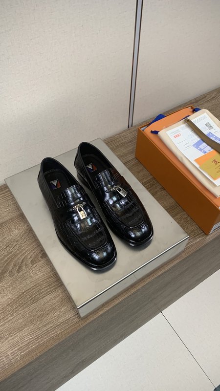 루이비통 남성 비즈니스 캐주얼 가죽 신발 001-280676