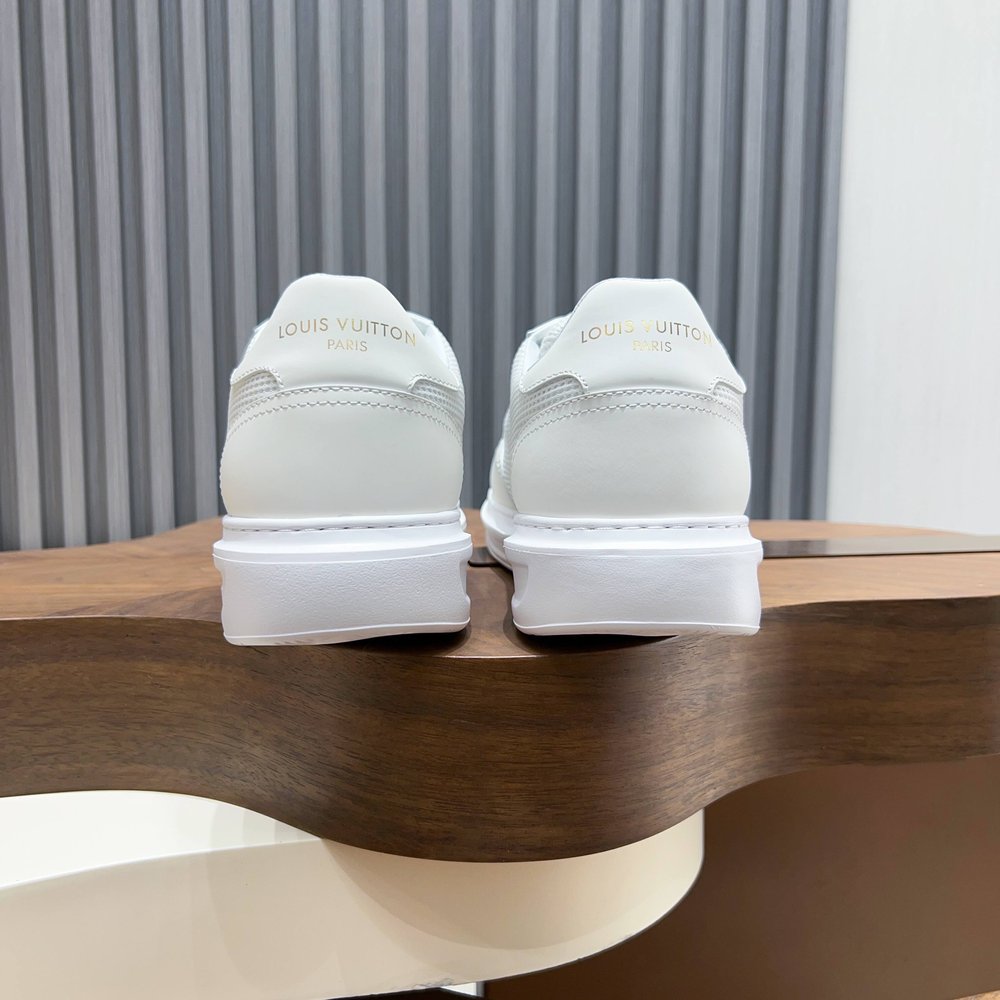 루이비통 남성 트레이너 스니커즈 001-280704