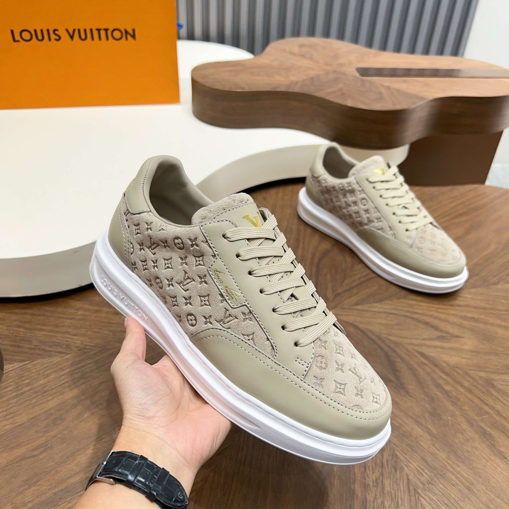 LV 트레이너 스니커즈 001-280708