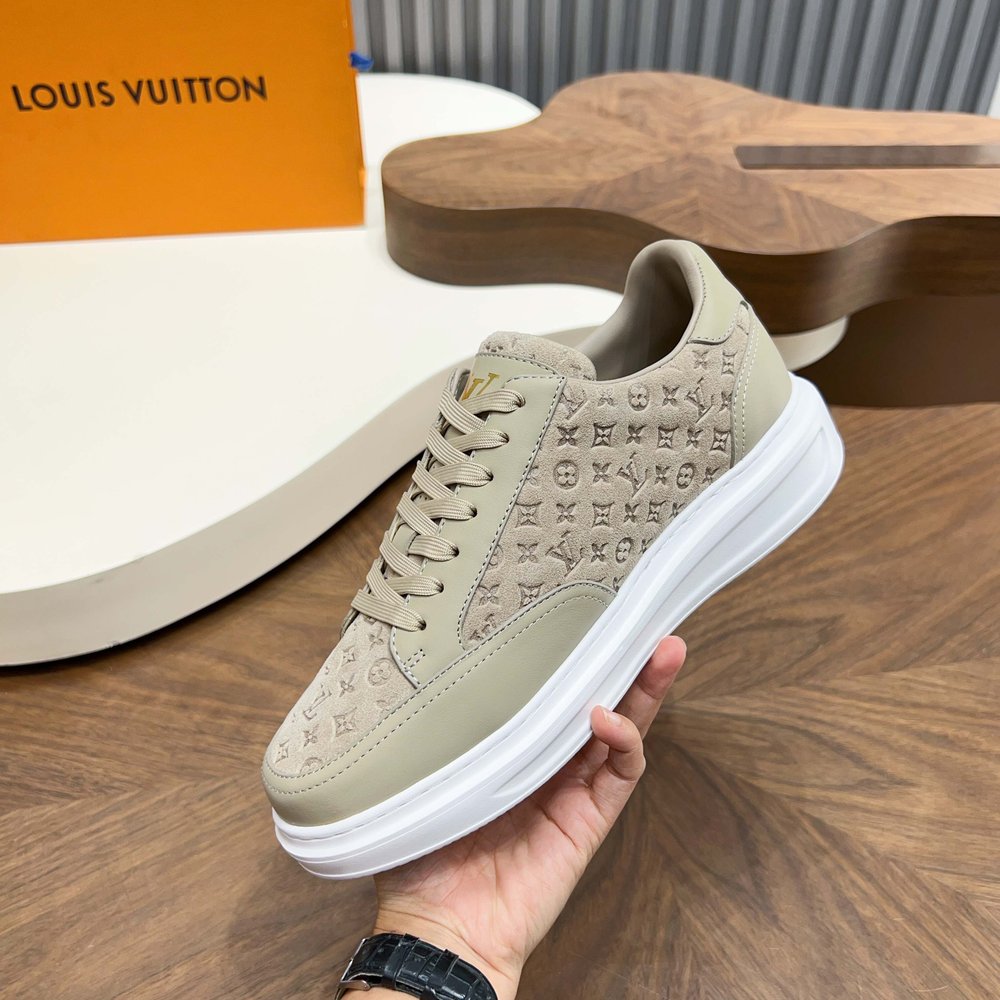 LV 트레이너 스니커즈 001-280708