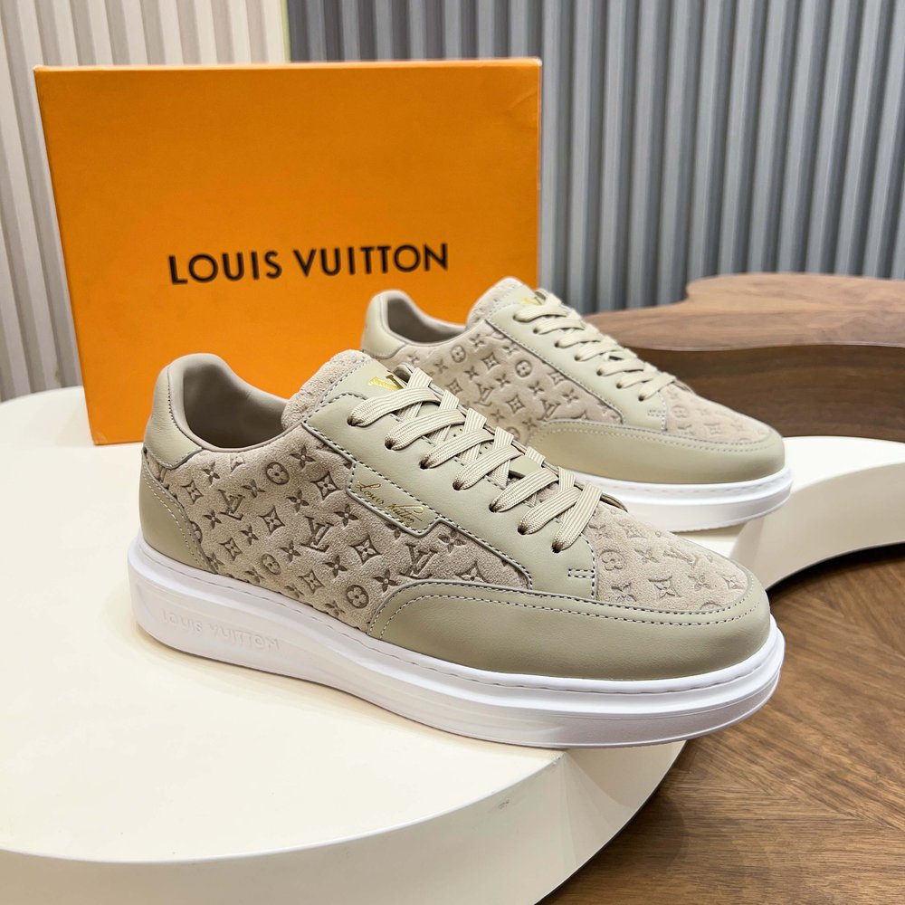 LV 트레이너 스니커즈 001-280708