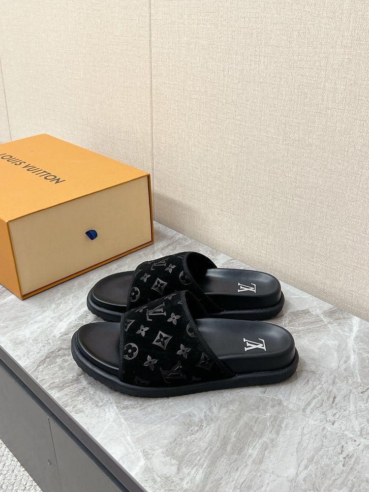 루이비통 봄여름 원라인 슬리퍼 001-280724