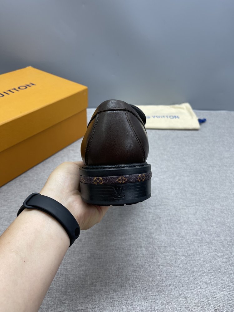 루이비통 남성 비즈니스 캐주얼 더비 모카신 001-280733