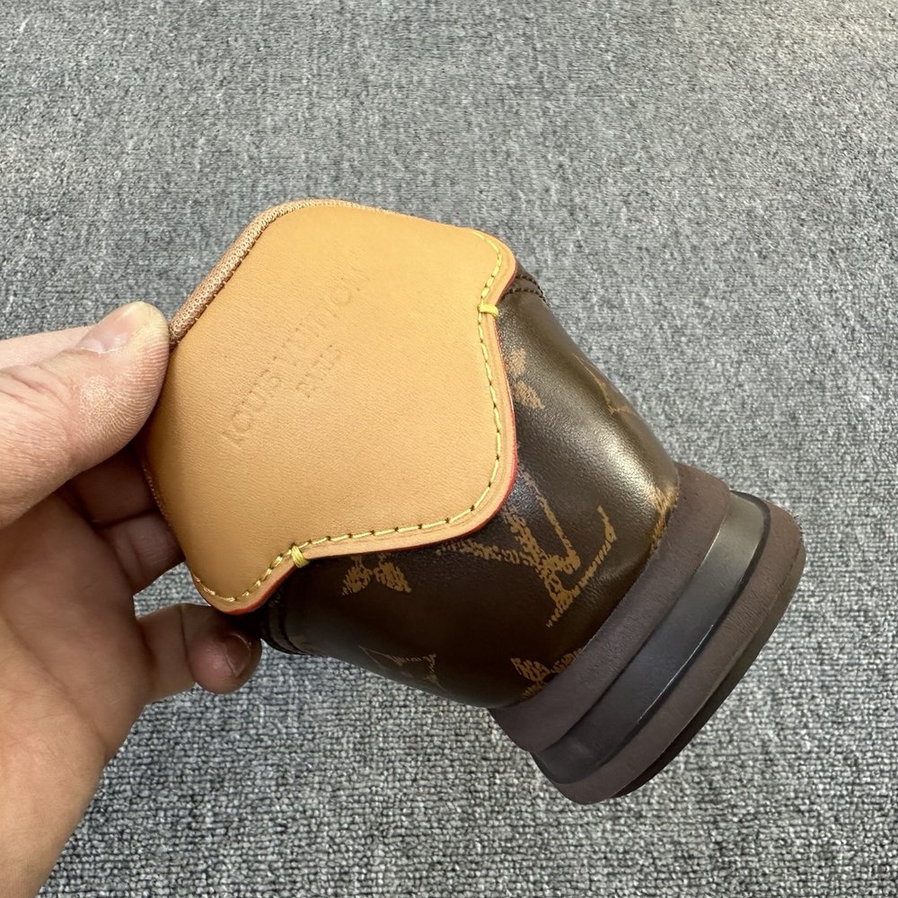 LV 버터소프트 운동화 001-280779