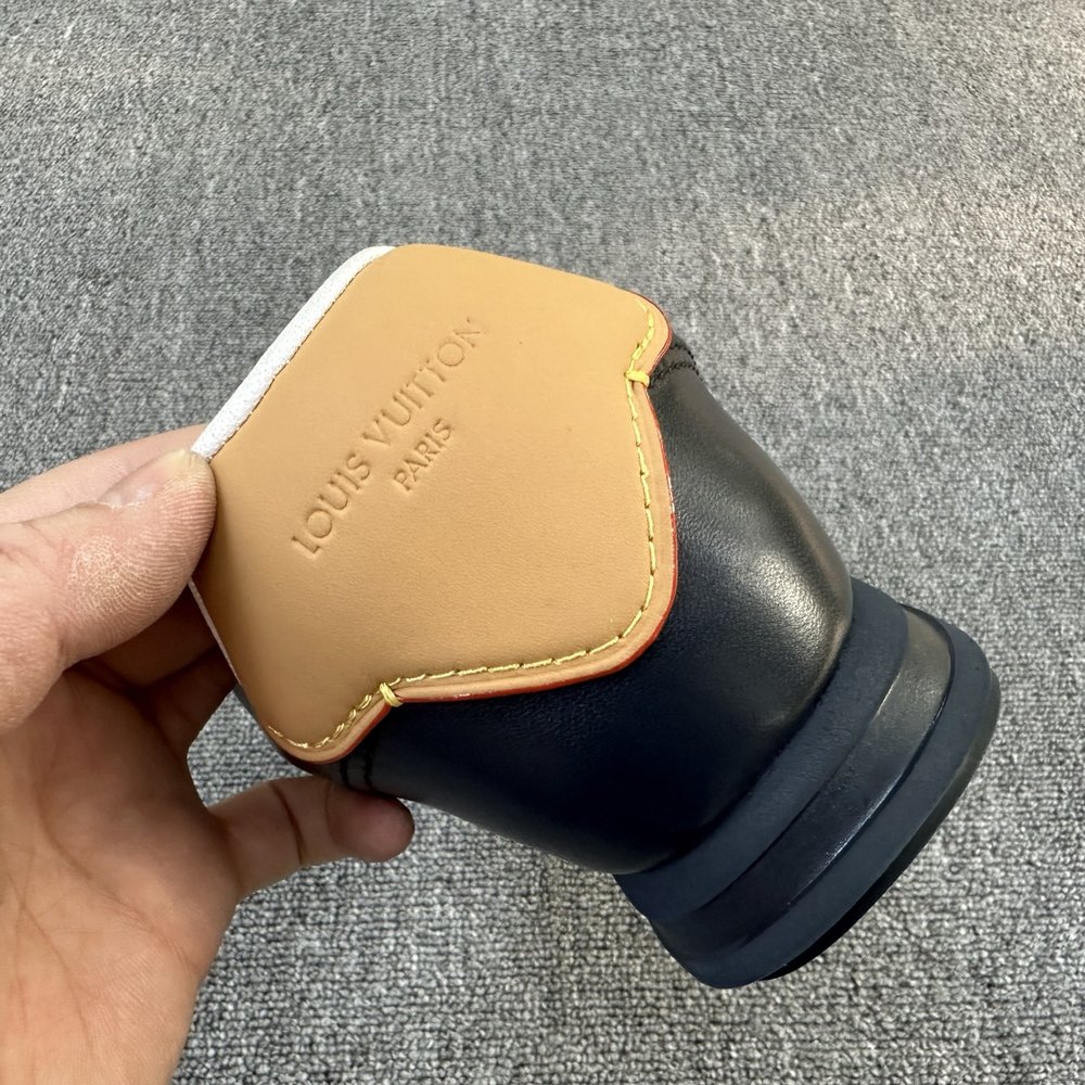 LV 버터소프트 운동화 001-280780