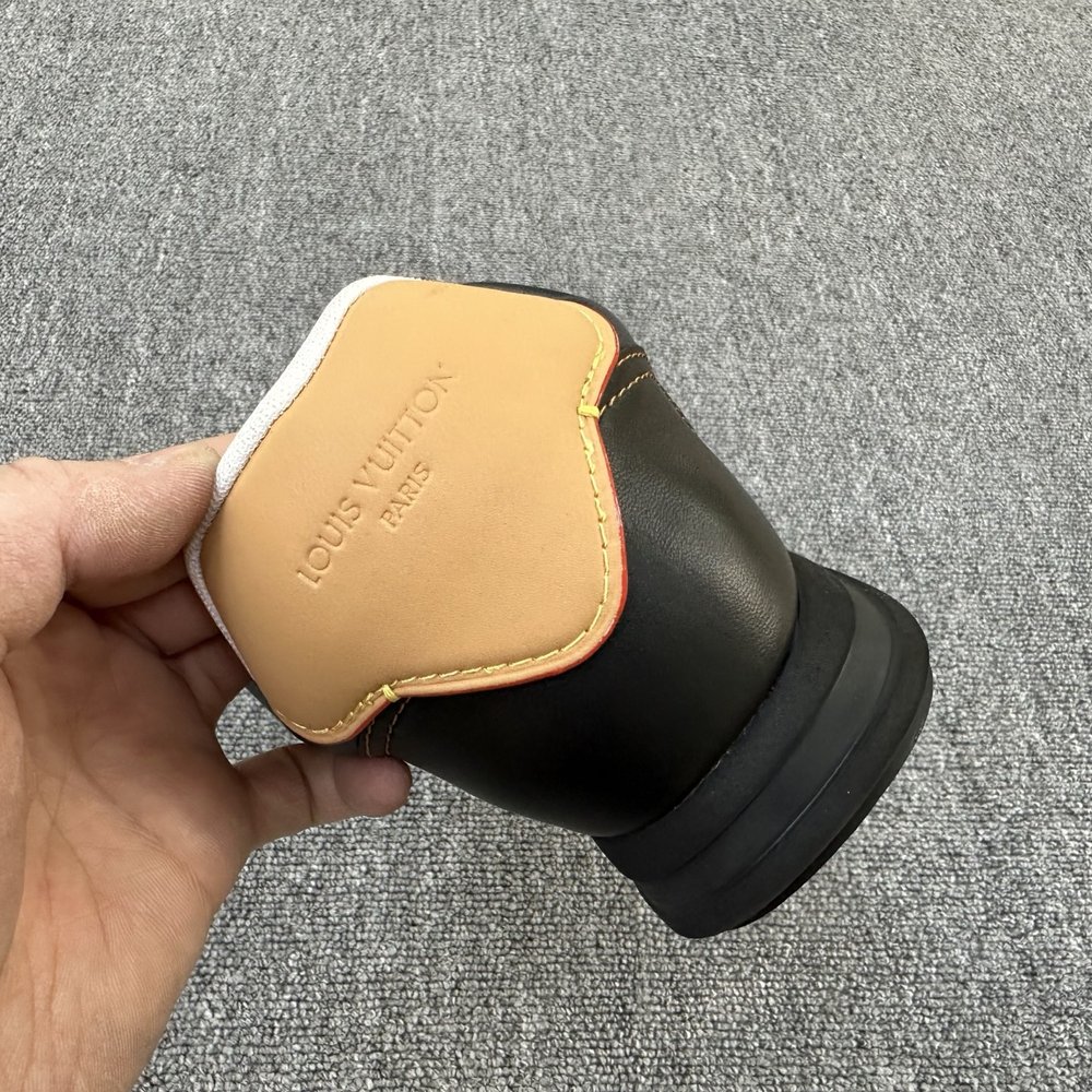 LV Buttersoft 운동화 001-280785