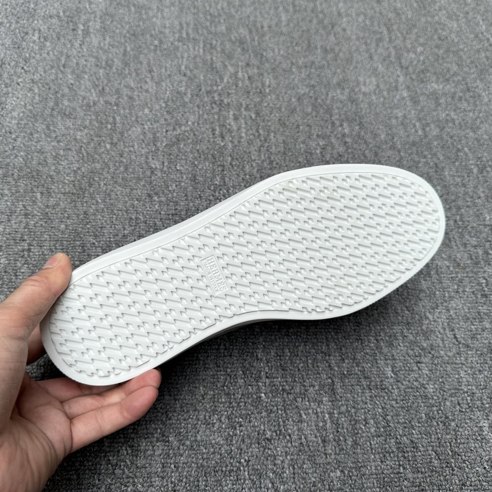 에르메스 남성 스웨이드 로퍼 001-280839