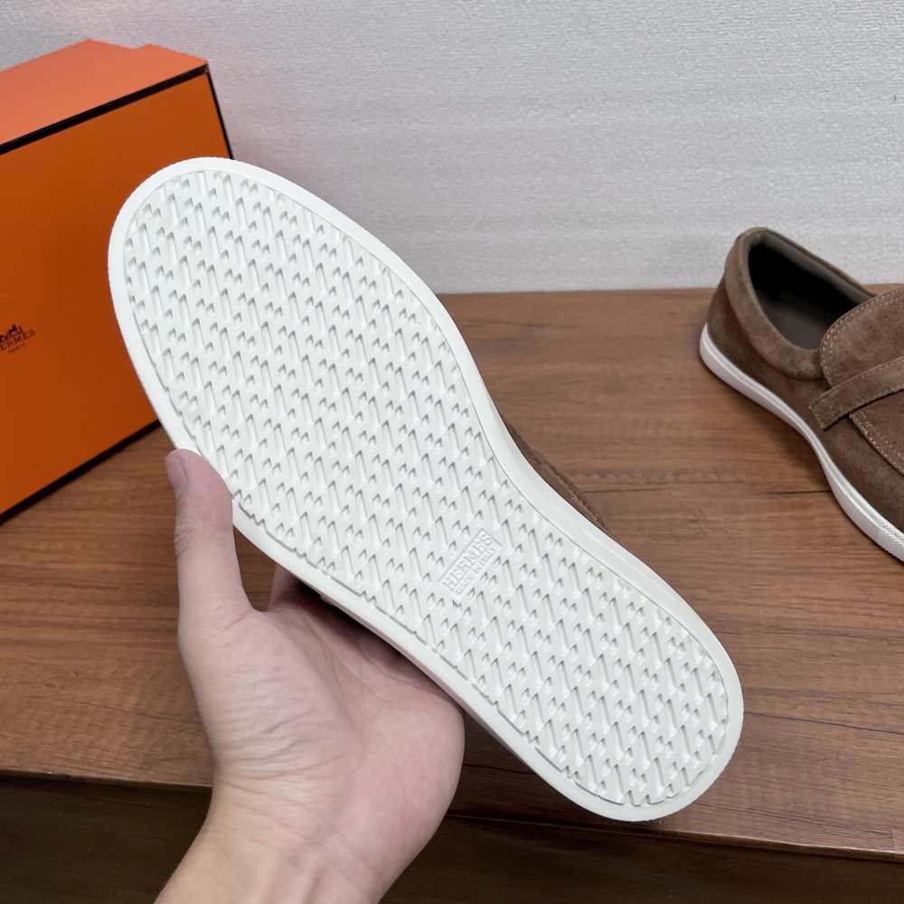 에르메스 남성 스웨이드 로퍼 001-280854